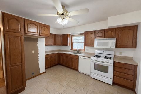 Tiny photo for 76 S 3160 Road W, Kankakee, IL 60901 (MLS # 12611684)