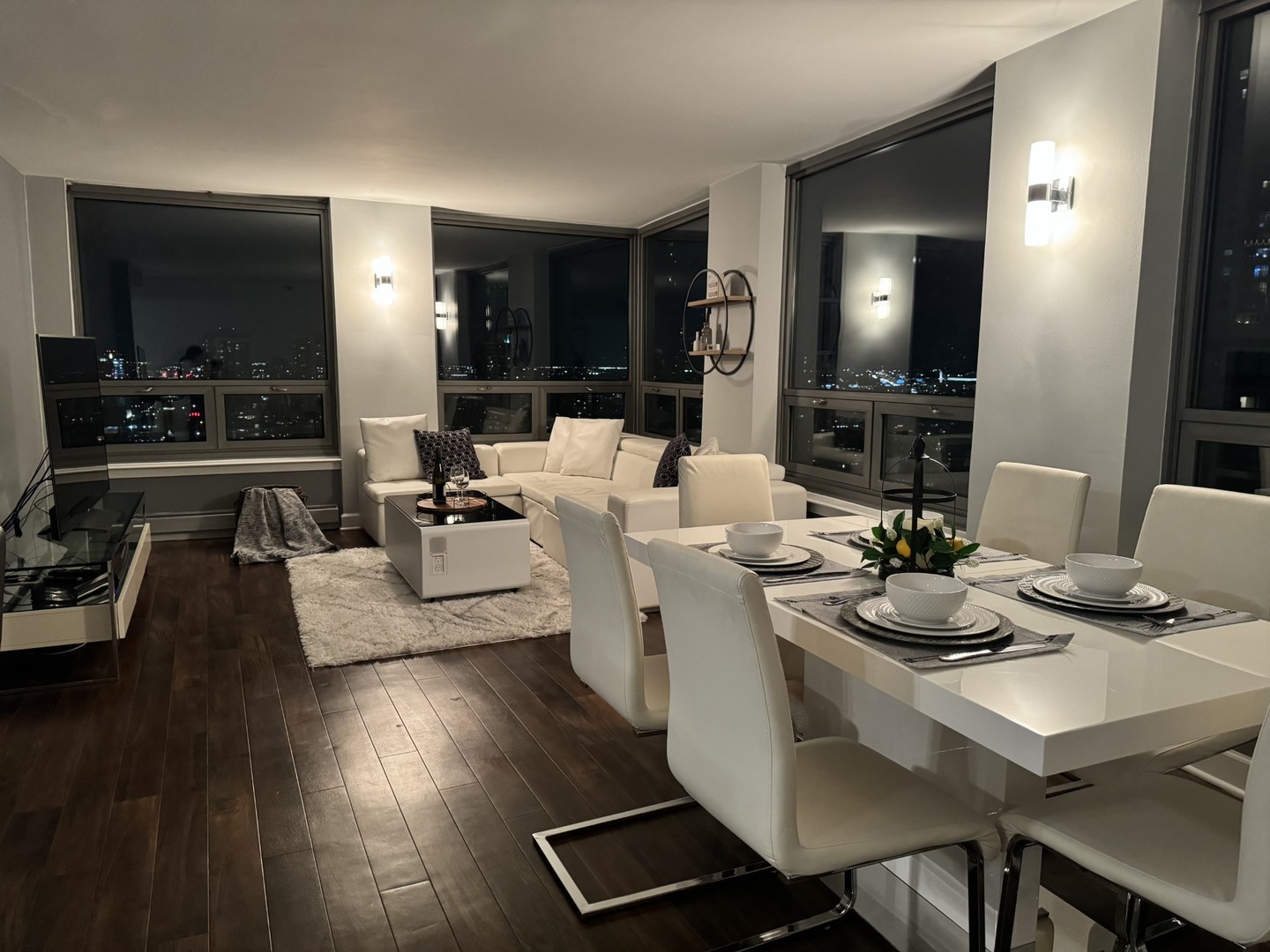 440 N Wabash Avenue 4204