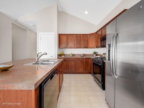 Tiny photo for 23825 W Dayfield Drive, Plainfield, IL 60586 (MLS # 12597364)