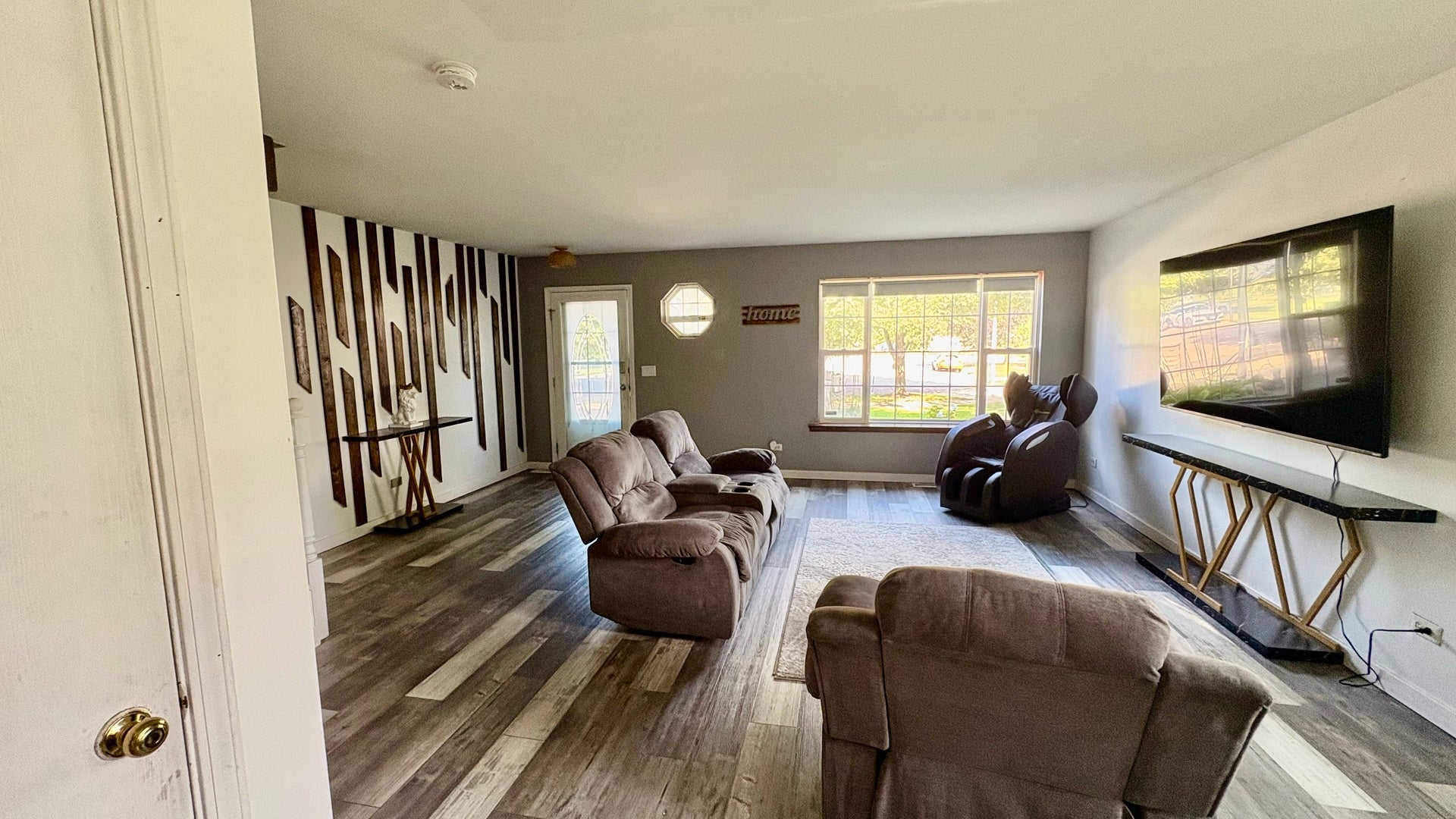 1178 Golden Oaks Parkway