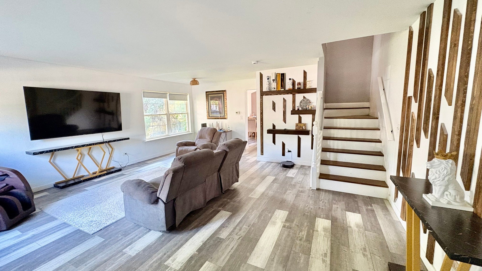 1178 Golden Oaks Parkway