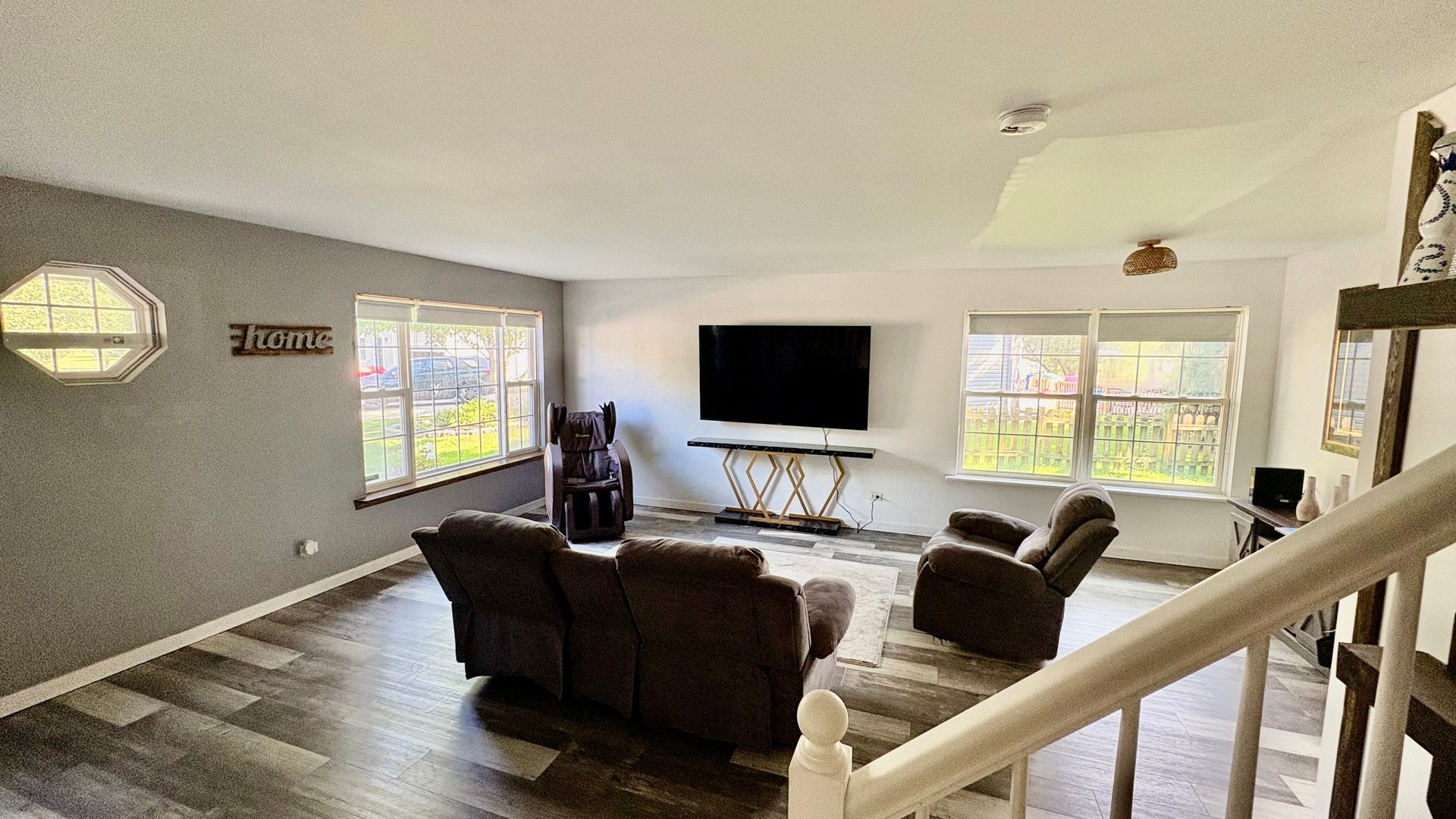 1178 Golden Oaks Parkway