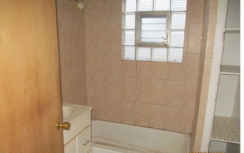 Tiny photo for 2928 N Sacramento Avenue, Chicago, IL 60618 (MLS # 12473045)