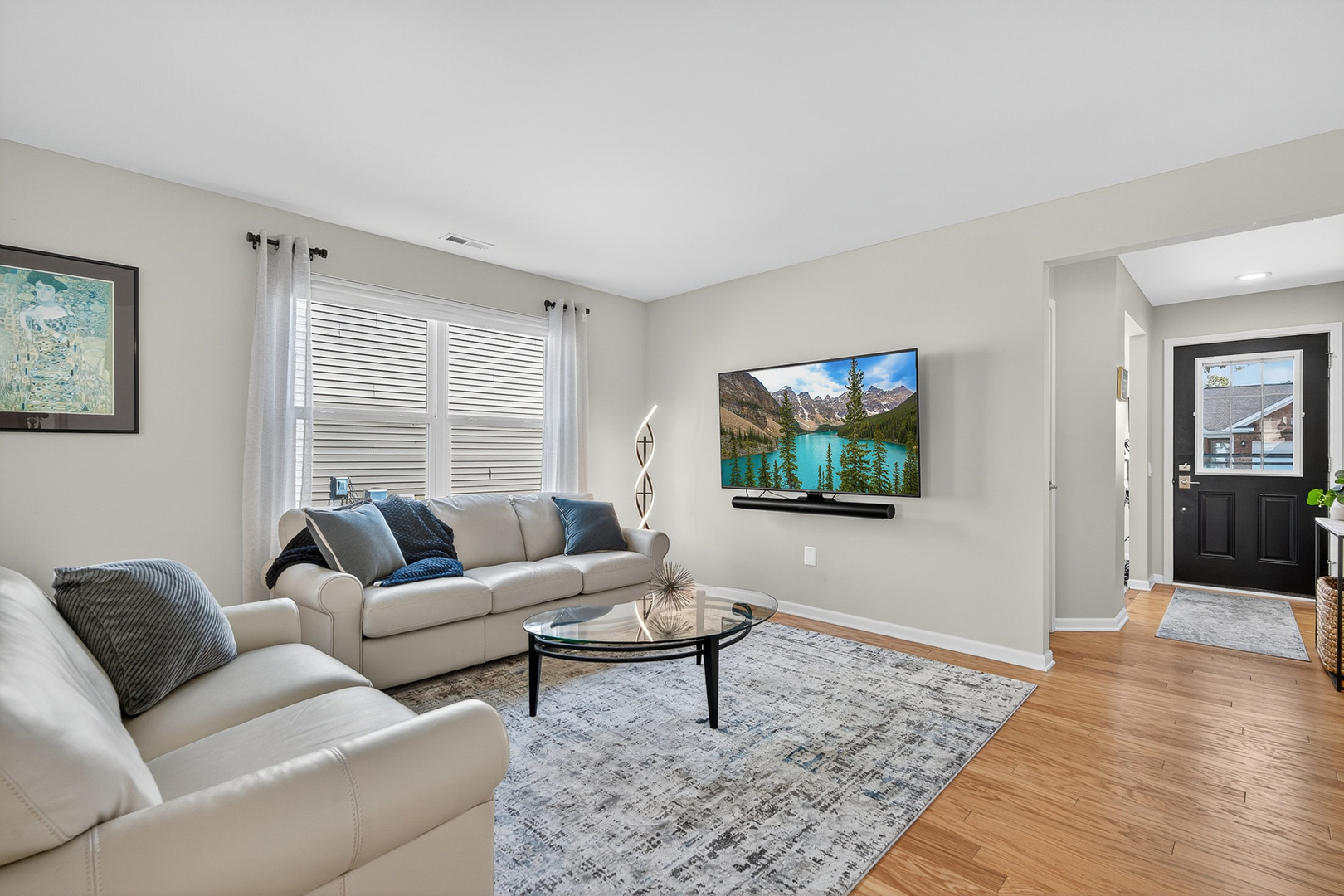 3162 Eastbank Circle