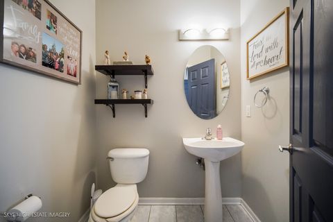 Tiny photo for 1286 Dorr Drive, Sugar Grove, IL 60554 (MLS # 12621927)