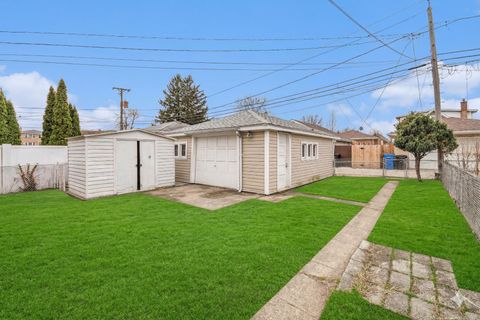 Tiny photo for 5232 S Lotus Avenue, Chicago, IL 60638 (MLS # 12585799)