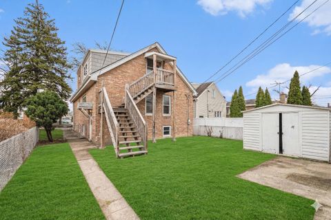 Tiny photo for 5232 S Lotus Avenue, Chicago, IL 60638 (MLS # 12585799)