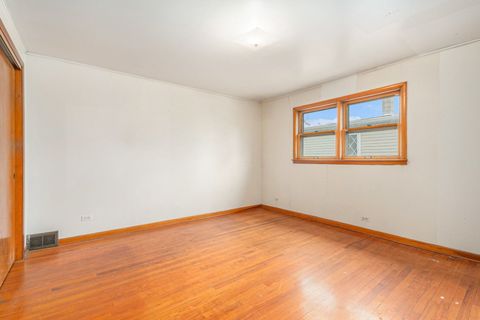 Tiny photo for 5232 S Lotus Avenue, Chicago, IL 60638 (MLS # 12585799)