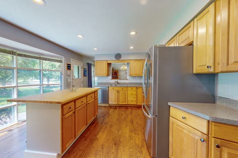 Tiny photo for 315 E Reseda Parkway, Palatine, IL 60067 (MLS # 12720525)