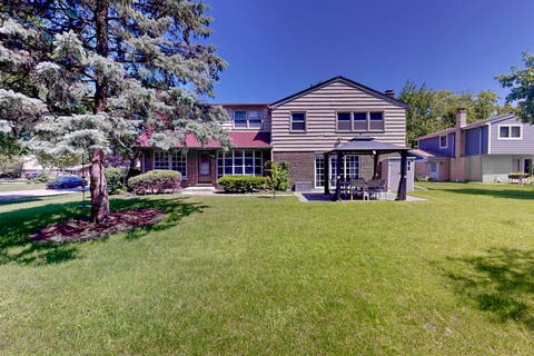 Tiny photo for 315 E Reseda Parkway, Palatine, IL 60067 (MLS # 12720525)