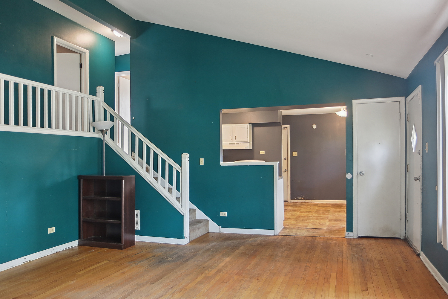 561 Minette Lane
