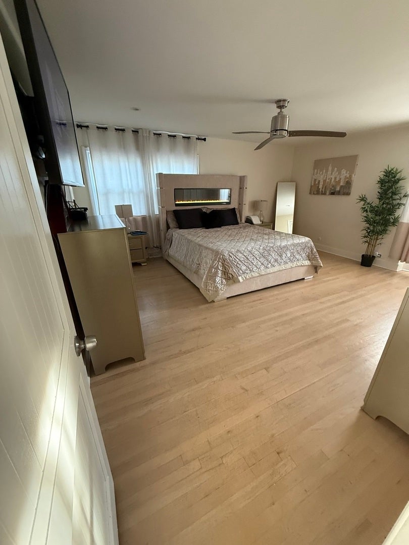 903 Maple Road