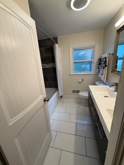 Tiny photo for 903 Maple Road, Flossmoor, IL 60422 (MLS # 12778882)