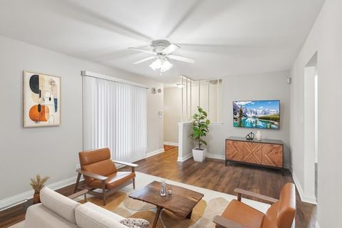 Tiny photo for 9408 Noel Avenue, Des Plaines, IL 60016 (MLS # 12605004)