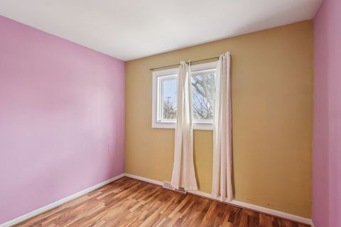 Tiny photo for 9408 Noel Avenue, Des Plaines, IL 60016 (MLS # 12605004)