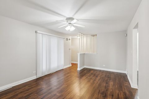 Tiny photo for 9408 Noel Avenue, Des Plaines, IL 60016 (MLS # 12605004)