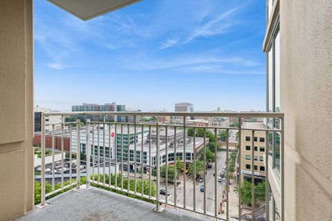 Tiny photo for 1640 Maple Avenue #1202, Evanston, IL 60201 (MLS # 12399478)