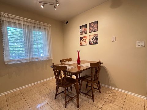 Tiny photo for 1430 Sandstone Drive #202, Wheeling, IL 60090 (MLS # 12448339)