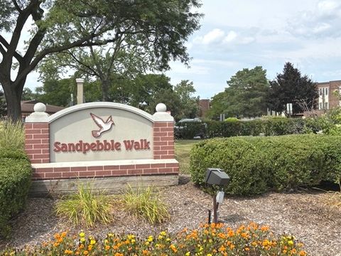 Tiny photo for 1430 Sandstone Drive #202, Wheeling, IL 60090 (MLS # 12448339)