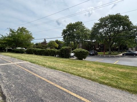 Tiny photo for 1430 Sandstone Drive #202, Wheeling, IL 60090 (MLS # 12448339)