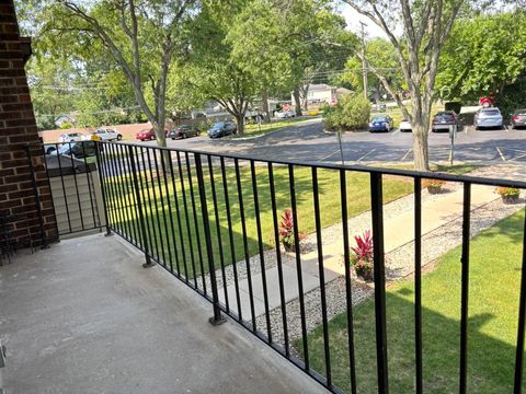 Tiny photo for 1430 Sandstone Drive #202, Wheeling, IL 60090 (MLS # 12448339)