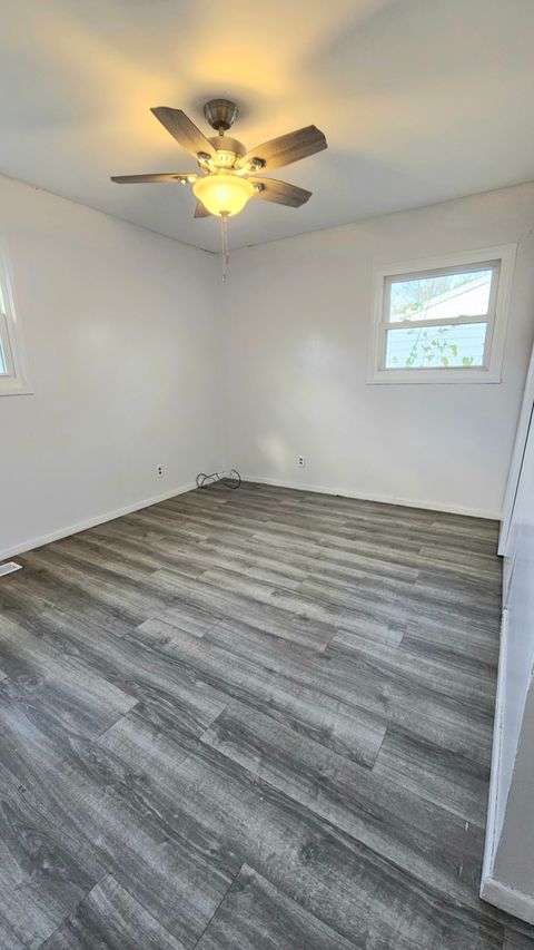 Tiny photo for 1702 Oak Grove Avenue, Sterling, IL 61081 (MLS # 12579996)