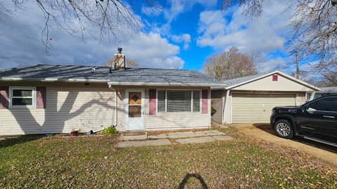 Photo of 1702 Oak Grove Avenue, Sterling, IL 61081 (MLS # 12579996)