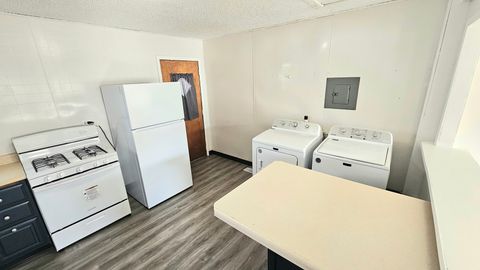 Tiny photo for 1702 Oak Grove Avenue, Sterling, IL 61081 (MLS # 12579996)