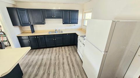 Tiny photo for 1702 Oak Grove Avenue, Sterling, IL 61081 (MLS # 12579996)