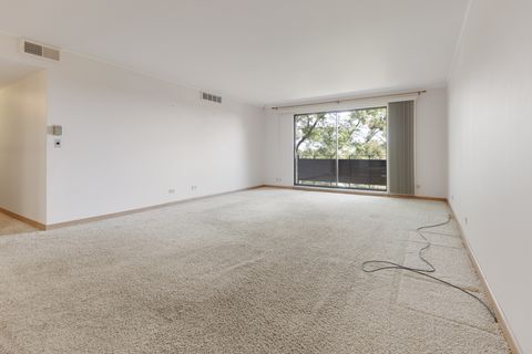 Tiny photo for 700 Wellington Avenue #419, Elk Grove Village, IL 60007 (MLS # 12538569)