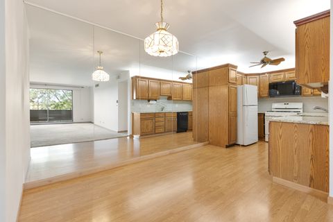 Tiny photo for 700 Wellington Avenue #419, Elk Grove Village, IL 60007 (MLS # 12538569)