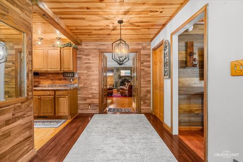 Tiny photo for 547 Hiawatha Drive, Ottawa, IL 61350 (MLS # 12681779)