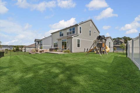 Tiny photo for 1045 Sugar Maple Drive, Crystal Lake, IL 60012 (MLS # 12657574)