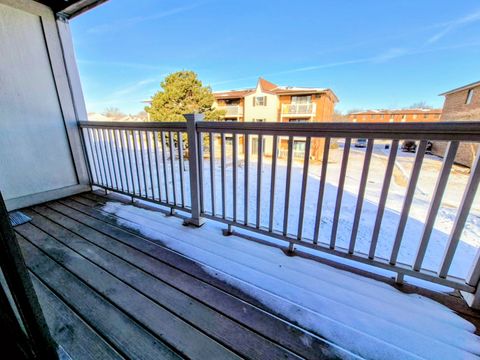 Tiny photo for 239 Gregory Street #8, Aurora, IL 60504 (MLS # 12557690)