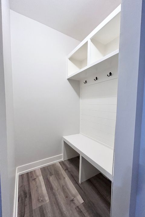 Tiny photo for 239 Gregory Street #8, Aurora, IL 60504 (MLS # 12557690)