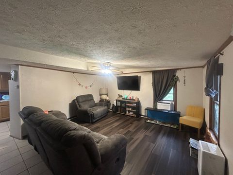 Tiny photo for 908 E 7th Street, Metropolis, IL 62960 (MLS # 12625899)
