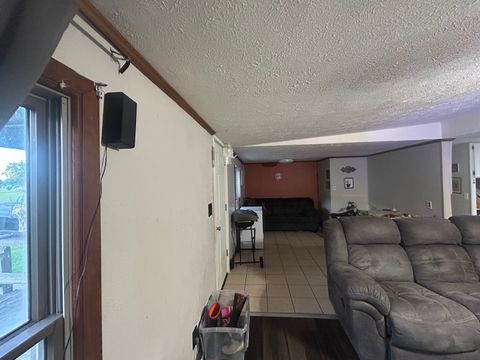 Tiny photo for 908 E 7th Street, Metropolis, IL 62960 (MLS # 12625899)