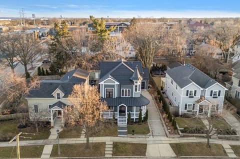 Tiny photo for 424 E Maple Avenue, La Grange, IL 60525 (MLS # 12572539)