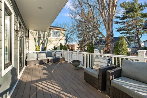 Tiny photo for 424 E Maple Avenue, La Grange, IL 60525 (MLS # 12572539)