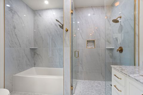 Tiny photo for 424 E Maple Avenue, La Grange, IL 60525 (MLS # 12572539)