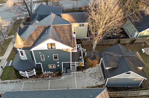 Tiny photo for 424 E Maple Avenue, La Grange, IL 60525 (MLS # 12572539)