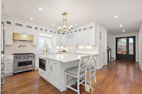 Tiny photo for 424 E Maple Avenue, La Grange, IL 60525 (MLS # 12572539)