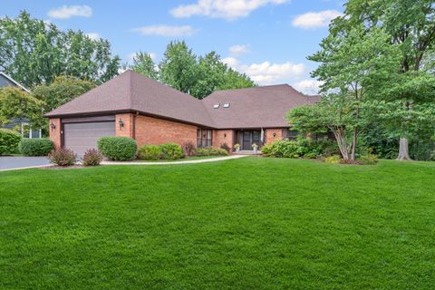 Photo of 290 Cold Spring Road, Barrington, IL 60010 (MLS # 12492373)