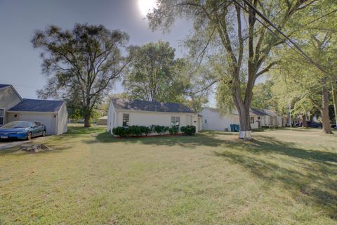 Tiny photo for 745 E Oak Street, Watseka, IL 60970 (MLS # 12511776)