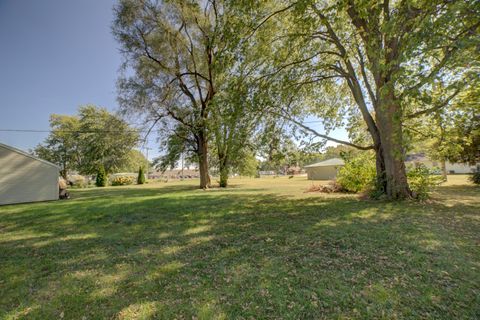 Tiny photo for 745 E Oak Street, Watseka, IL 60970 (MLS # 12511776)