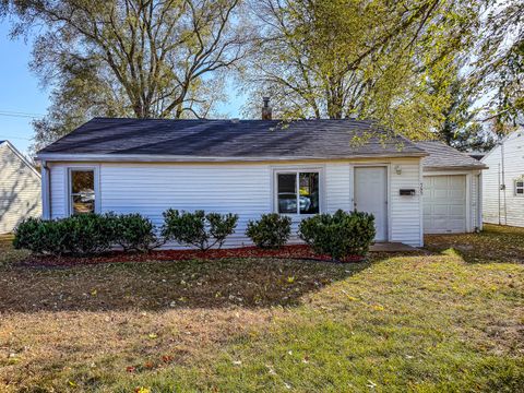 Photo of 745 E Oak Street, Watseka, IL 60970 (MLS # 12511776)