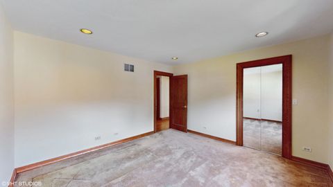 Tiny photo for 270 W Fremont Avenue, Elmhurst, IL 60126 (MLS # 12441773)