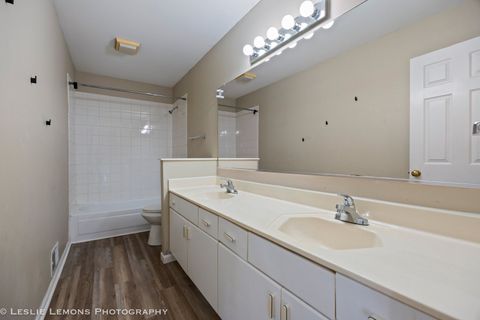 Tiny photo for 248 Bobolink Drive, Grayslake, IL 60030 (MLS # 12591280)