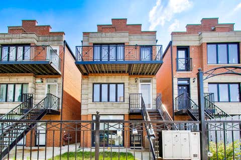 Photo of 2455 W Arthington Street #2, Chicago, IL 60612 (MLS # 12709646)