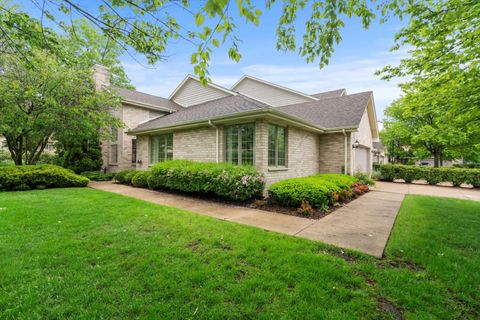 16 Pine Needles Drive Lemont IL 60439
